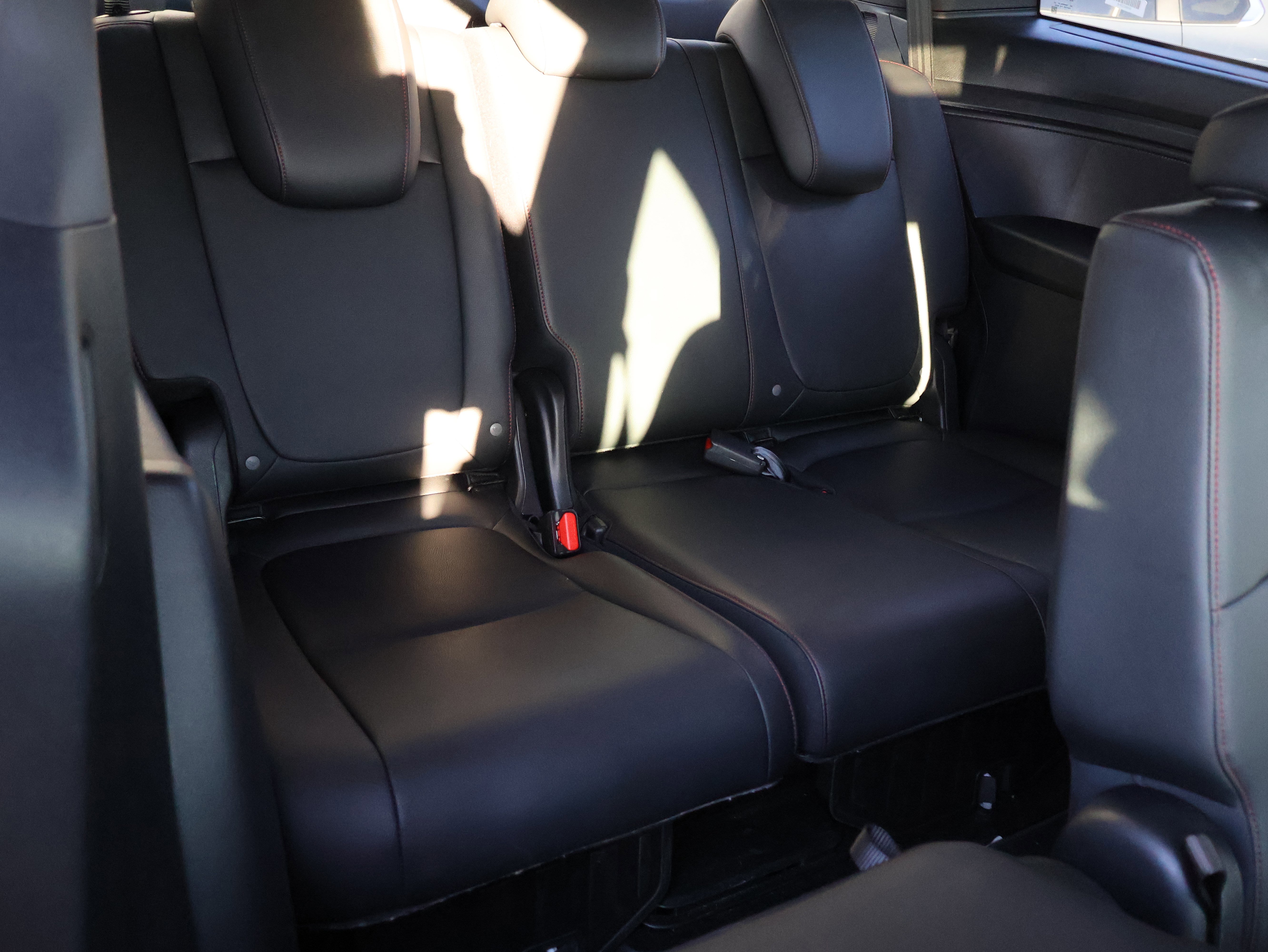 Used 2025 Honda Odyssey Sport-L image 13