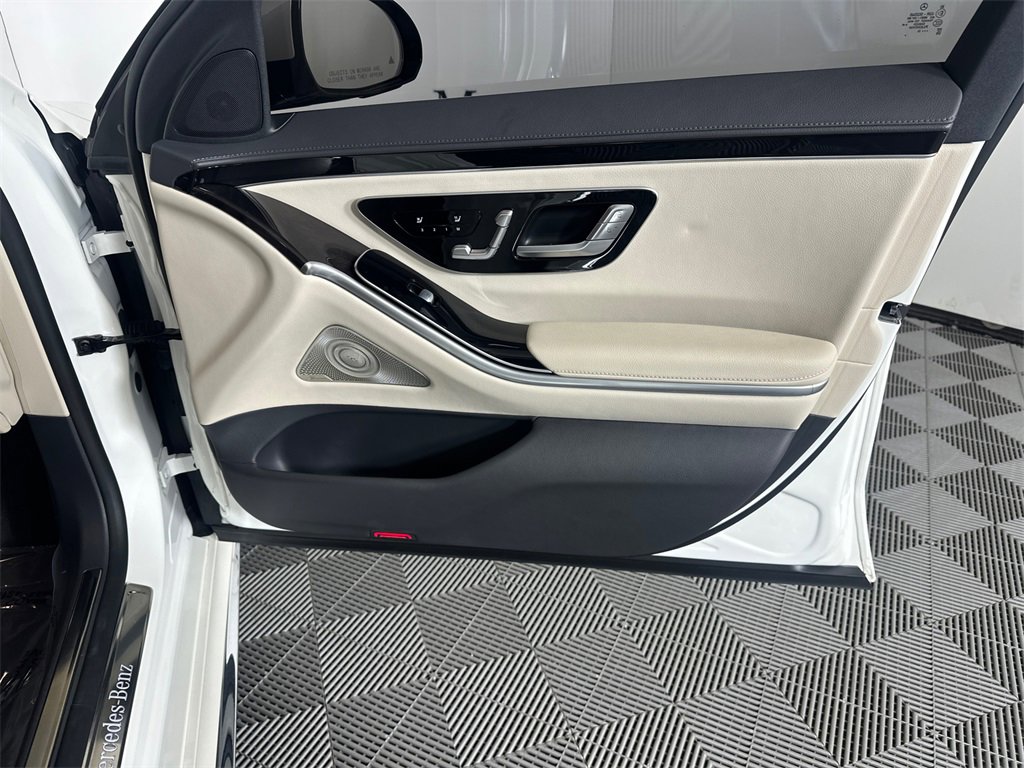 Certified 2022 Mercedes-Benz S 580 4MATIC Sedan image 15