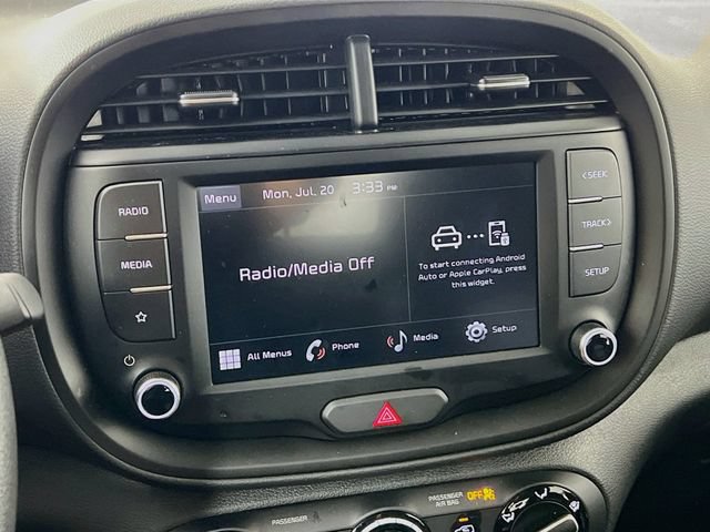 Used 2025 Kia Soul LX FWD image 16