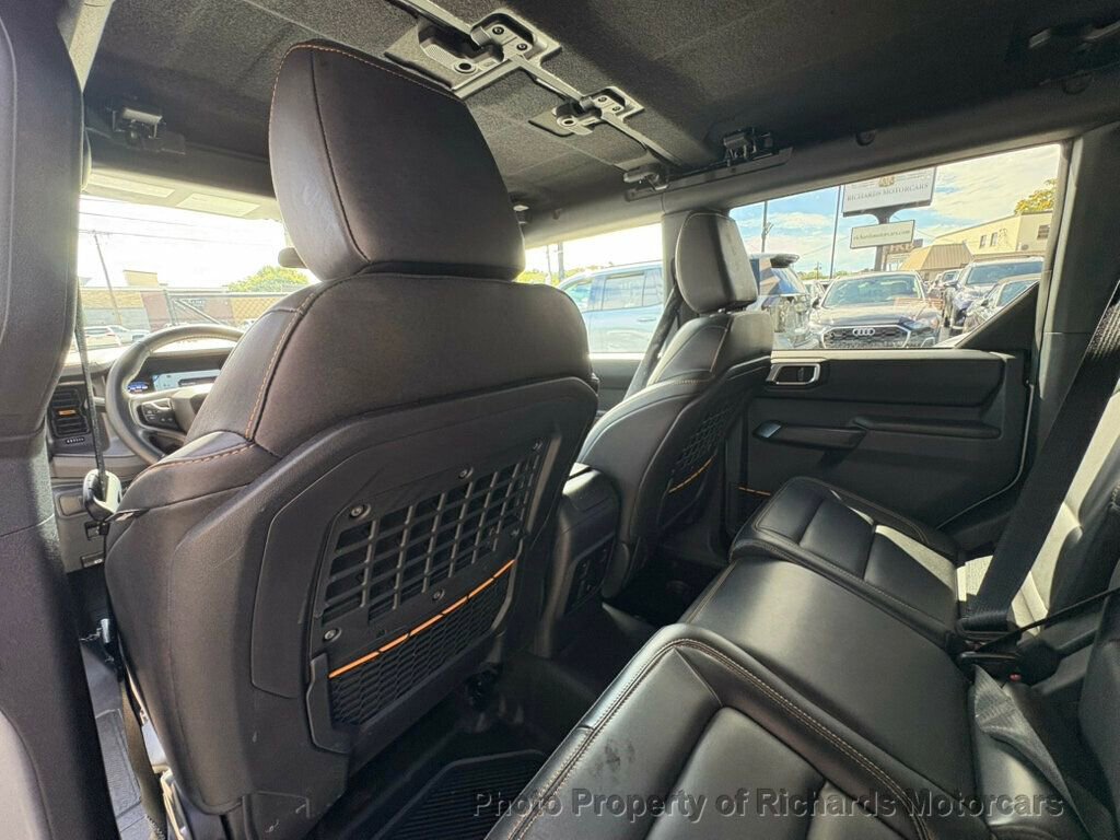 Used 2024 Ford Bronco Badlands image 19