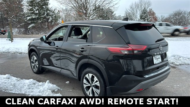 Used 2023 Nissan Rogue SV image 4