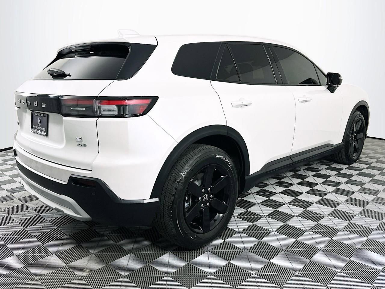 Used 2024 Honda Prologue EX image 25