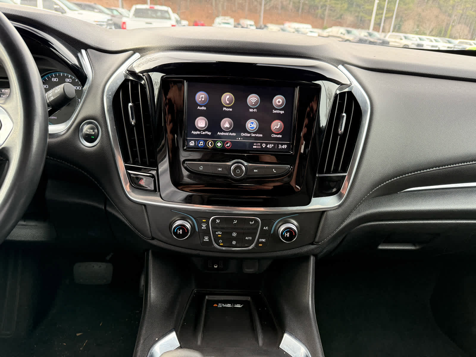 Used 2023 Chevrolet Traverse LT image 20