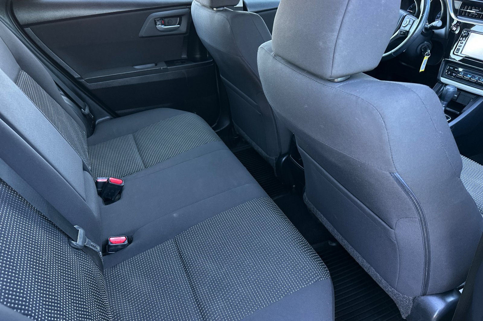Used 2017 Toyota Corolla iM image 18