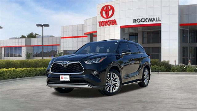 Certified 2025 Toyota Highlander Platinum