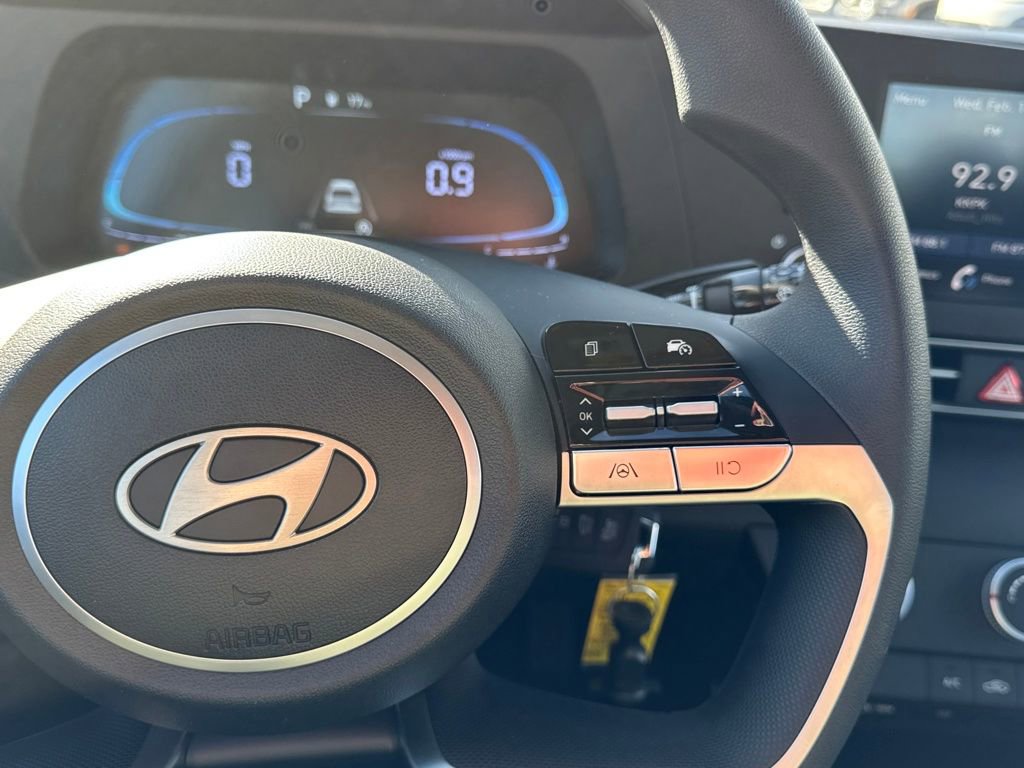 Certified 2026 Hyundai Elantra SE image 39