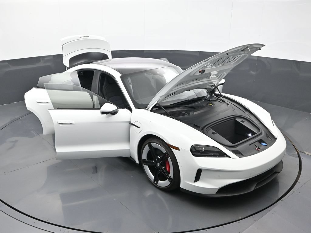 Certified 2025 Porsche Taycan 4S AWD/4WD image 33