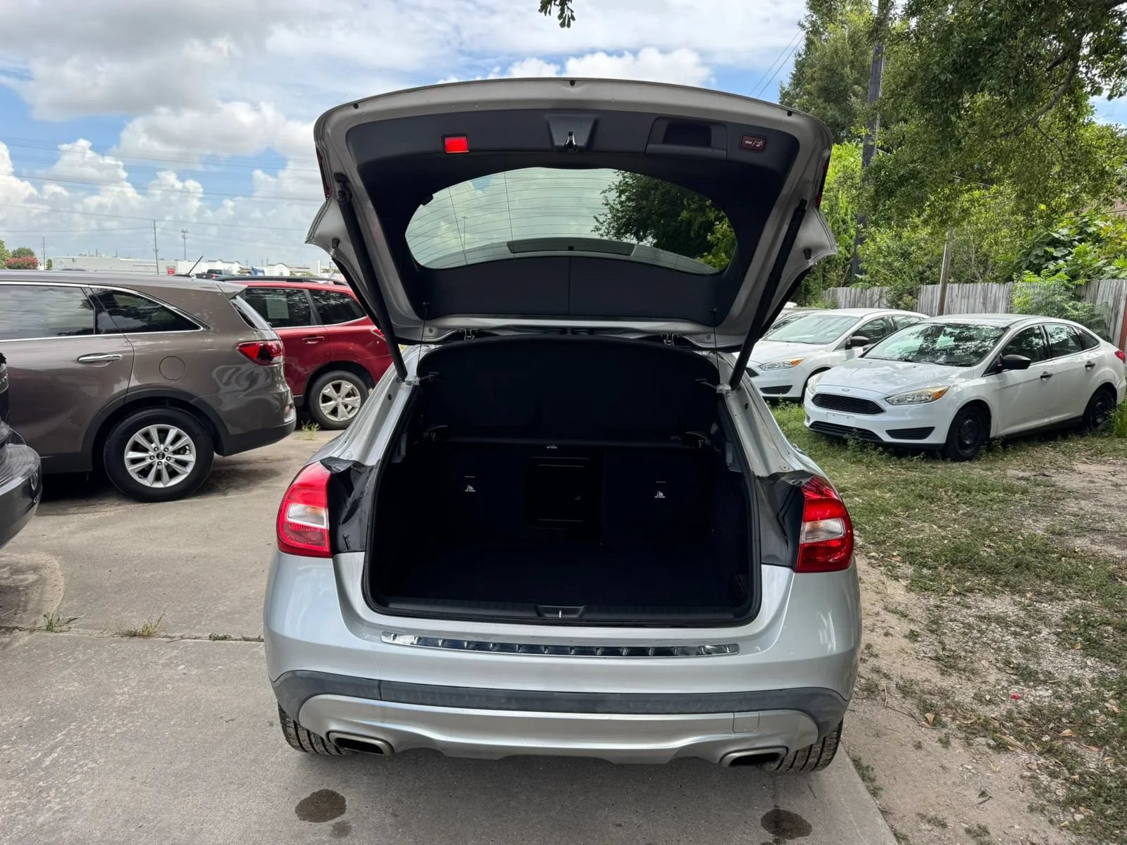 Used 2017 Mercedes-Benz GLA 250 4MATIC w/ Premium Package image 26