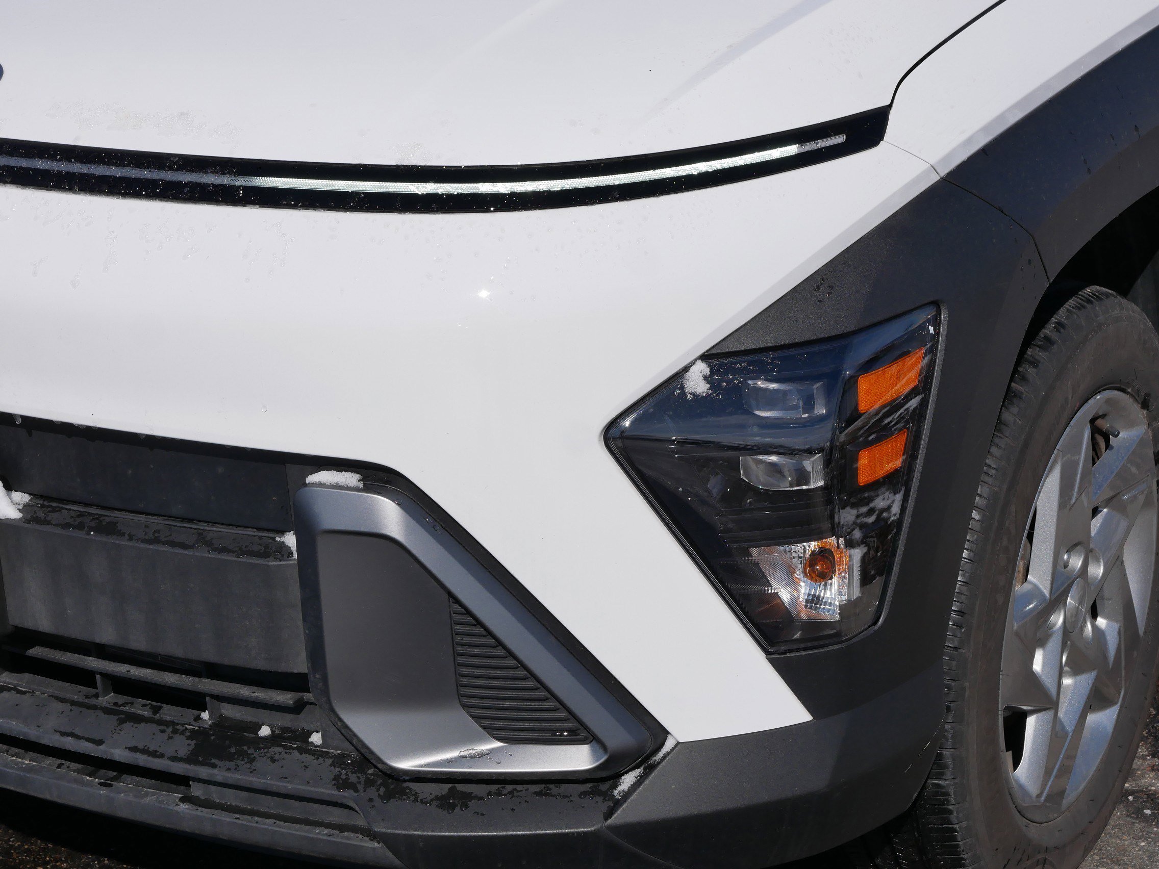 Used 2024 Hyundai Kona SE image 16