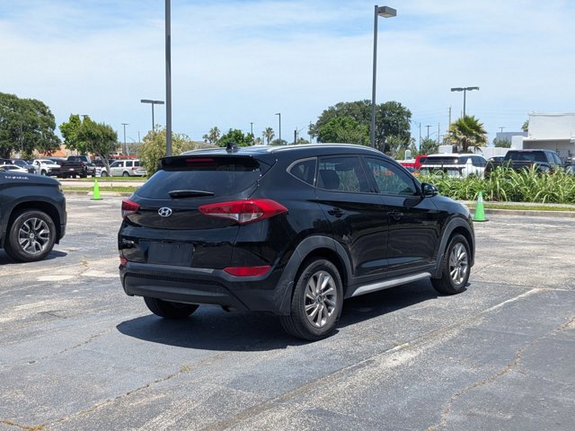 Used 2017 Hyundai Tucson SE Plus FWD image 4