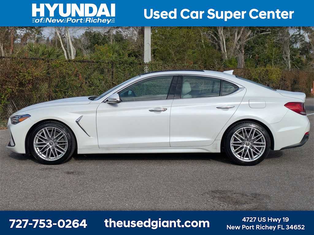 Used 2020 Genesis G70 2.0T w/ Elite Package image 2