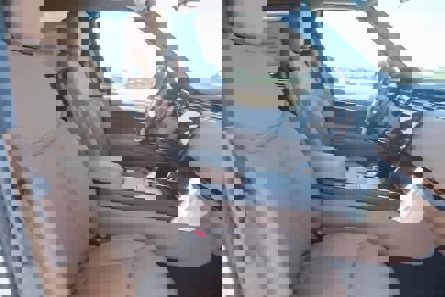 New 2025 Land Rover Range Rover SE image 17