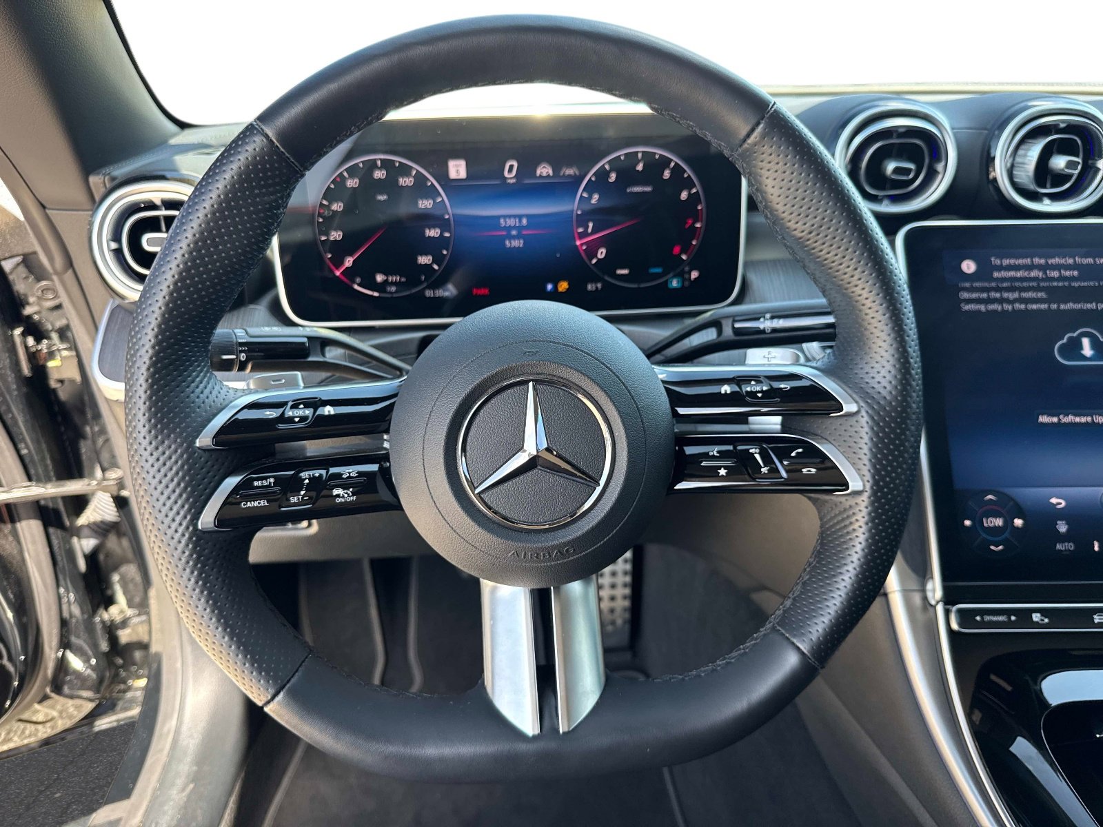 Used 2024 Mercedes-Benz CLE 300 4MATIC Cabriolet image 22