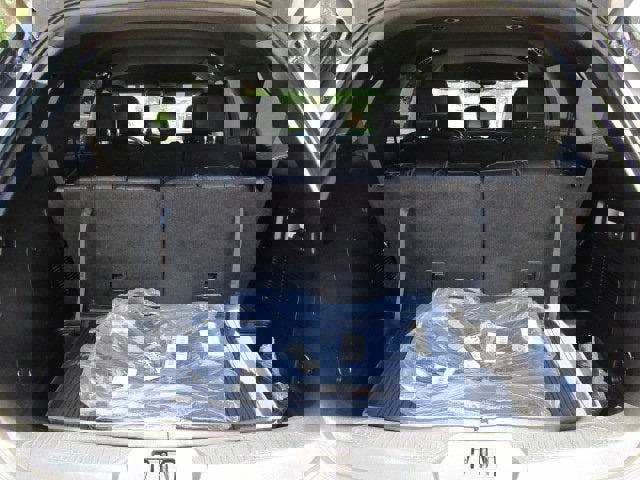 Used 2020 Ford Explorer XLT w/ Equipment Group 202A image 8