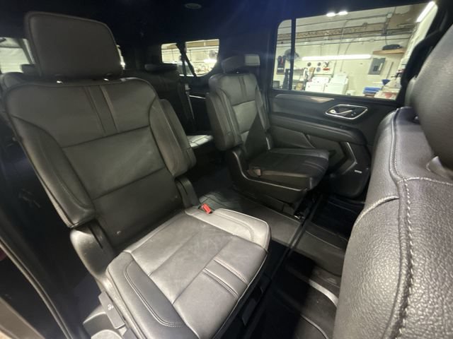 Certified 2022 Chevrolet Suburban RST w/ Sport Performance Package AWD/4WD image 27