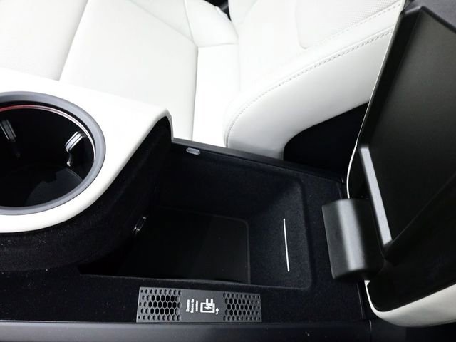 Certified 2024 Porsche Taycan GTS image 20