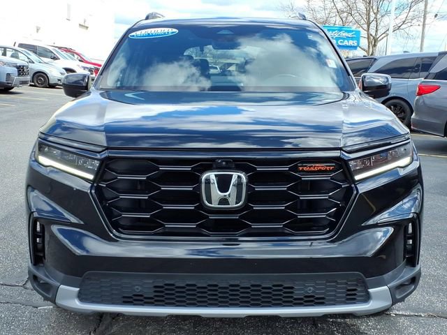 Certified 2024 Honda Pilot TrailSport image 2