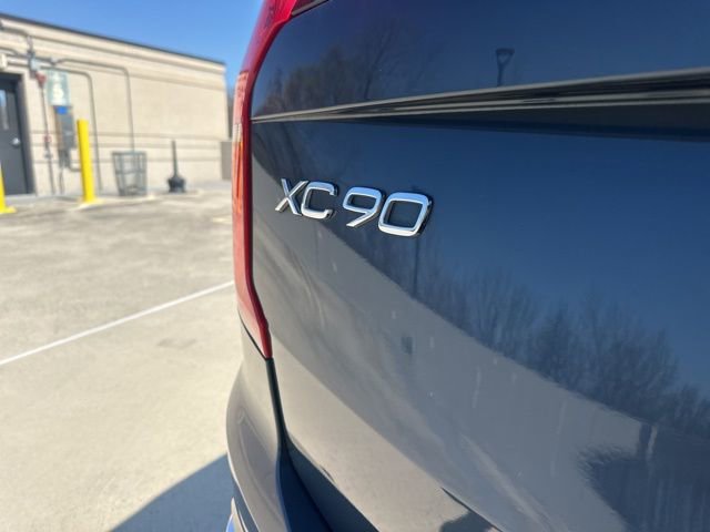 Certified 2023 Volvo XC90 B6 Plus image 39