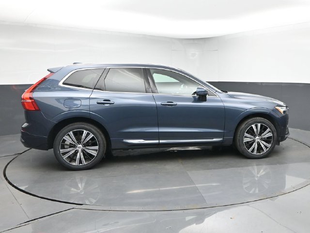 Used 2023 Volvo XC60 B5 Plus w/ Protection Package Premier AWD/4WD image 9