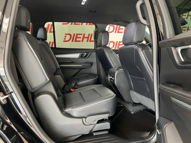 Used 2025 Buick Enclave Sport Touring FWD image 11