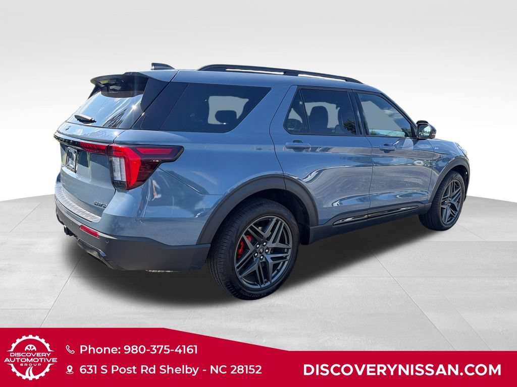 Used 2025 Ford Explorer ST-Line w/ Premium Package AWD/4WD image 6