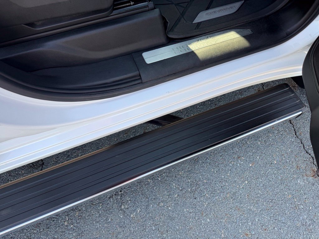 Used 2019 Chevrolet Silverado 1500 High Country w/ High Country Premium Package AWD/4WD image 32