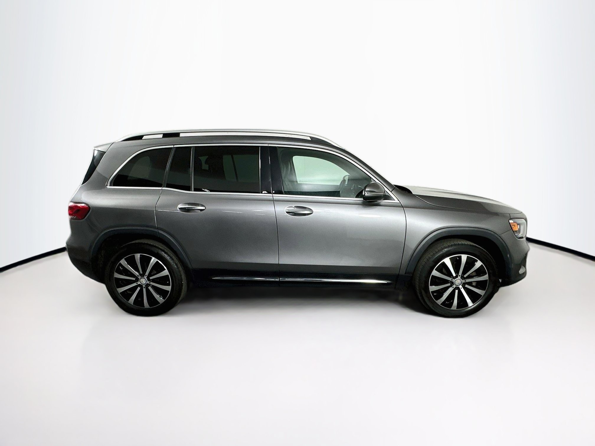 Used 2022 Mercedes-Benz GLB 250 image 10