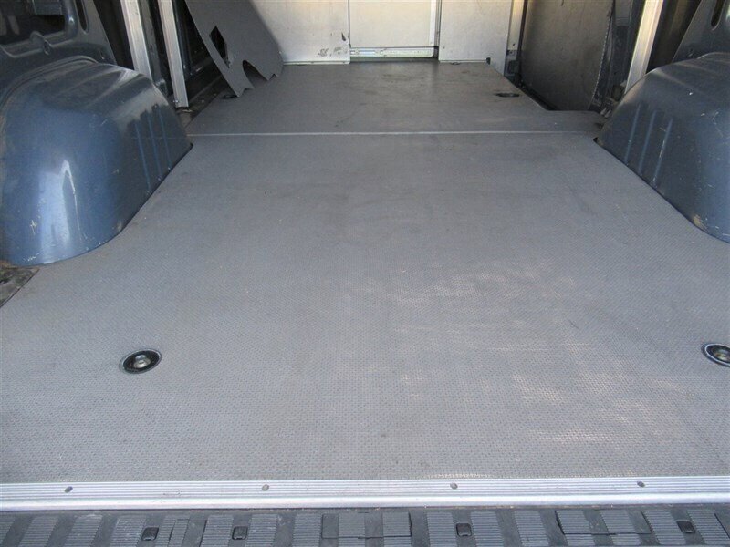 Used 2018 Mercedes-Benz Sprinter 2500 image 11