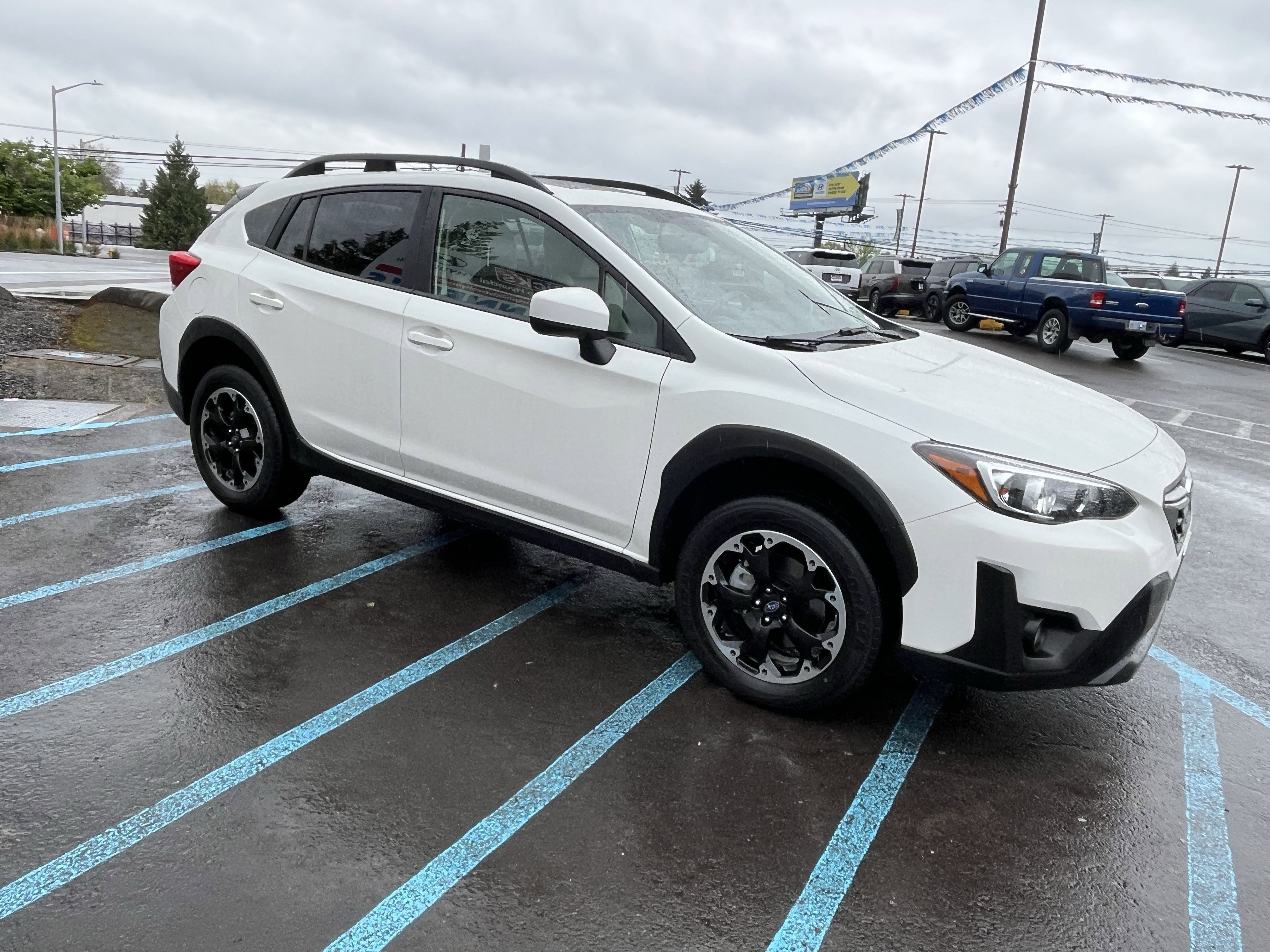 Used 2021 Subaru Crosstrek 2.0i Premium w/ Moonroof Package image 7