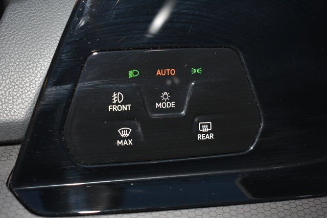 Used 2024 Volkswagen GTI Autobahn image 17