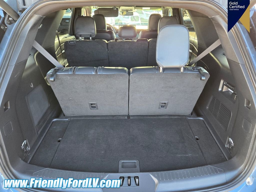 Certified 2025 Ford Explorer ST-Line w/ Premium Package image 11