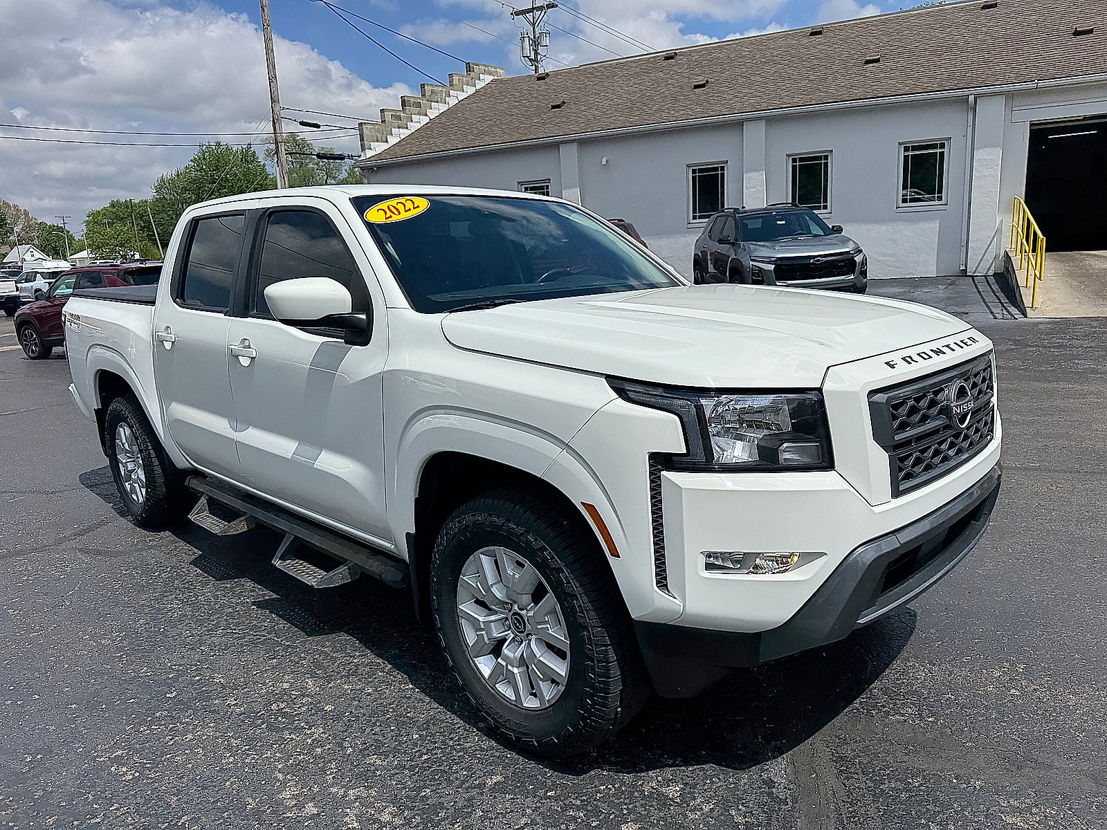 Used 2022 Nissan Frontier SV AWD/4WD image 4