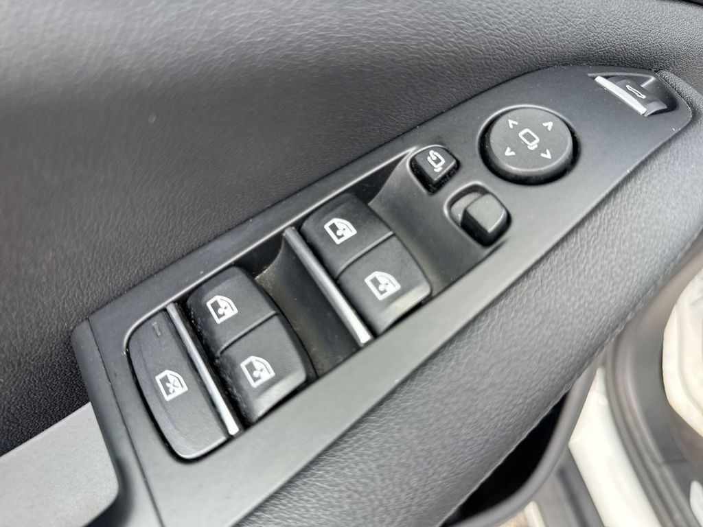 Used 2019 BMW X5 xDrive40i w/ Convenience Package AWD/4WD image 13