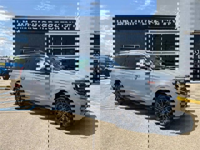New 2025 Ford Expedition Max Platinum w/ Stealth Performance Package