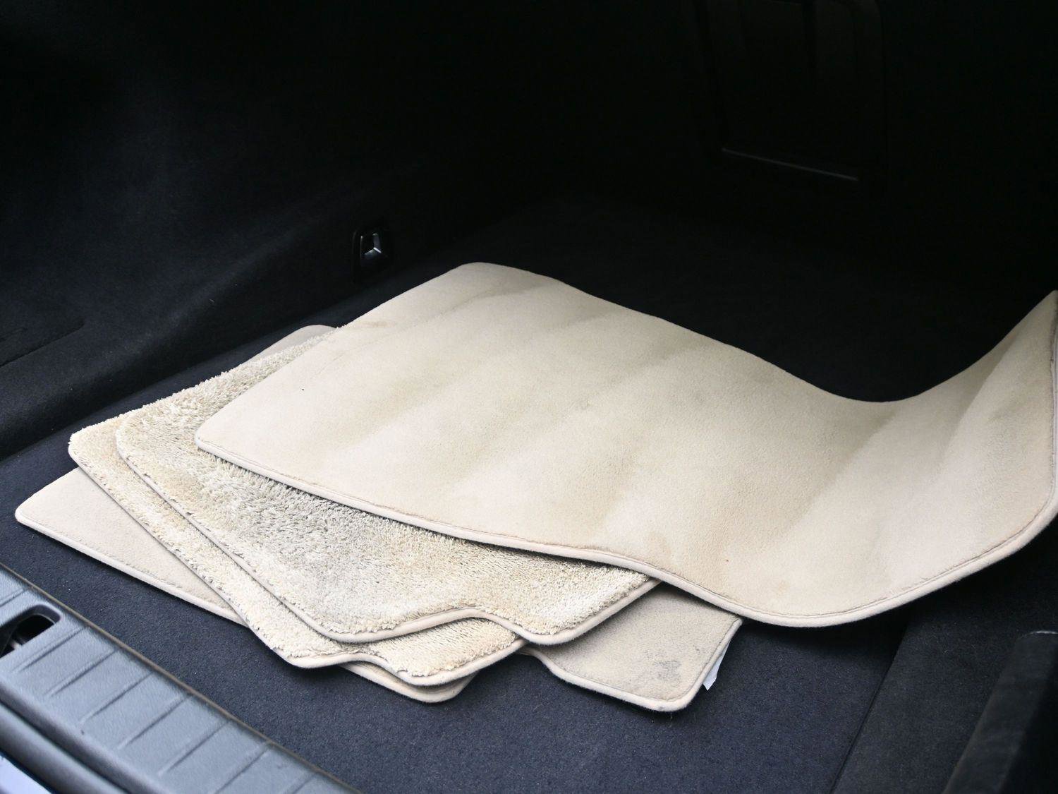 Used 2018 BMW 750i xDrive image 17