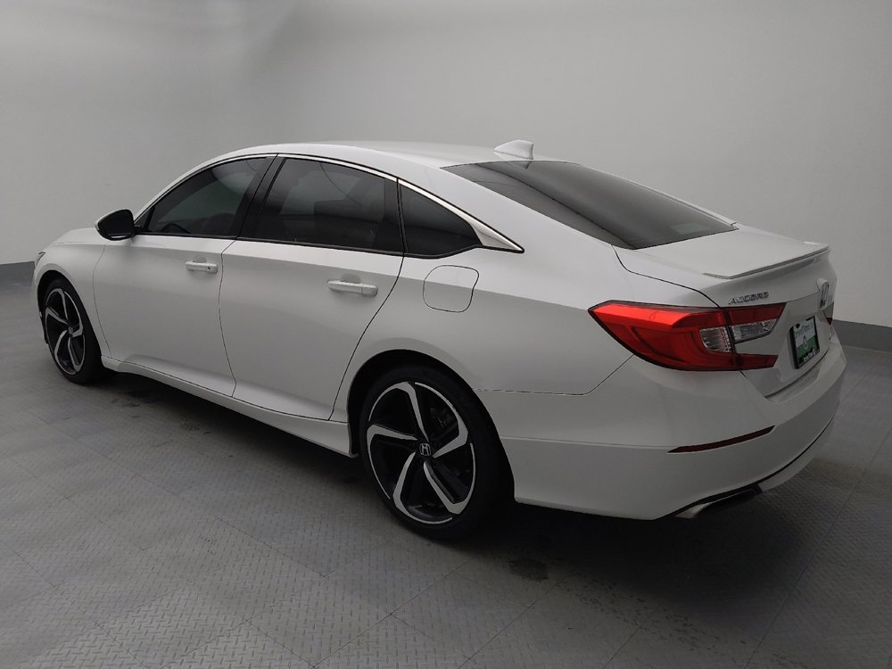 Used 2019 Honda Accord Sport image 3