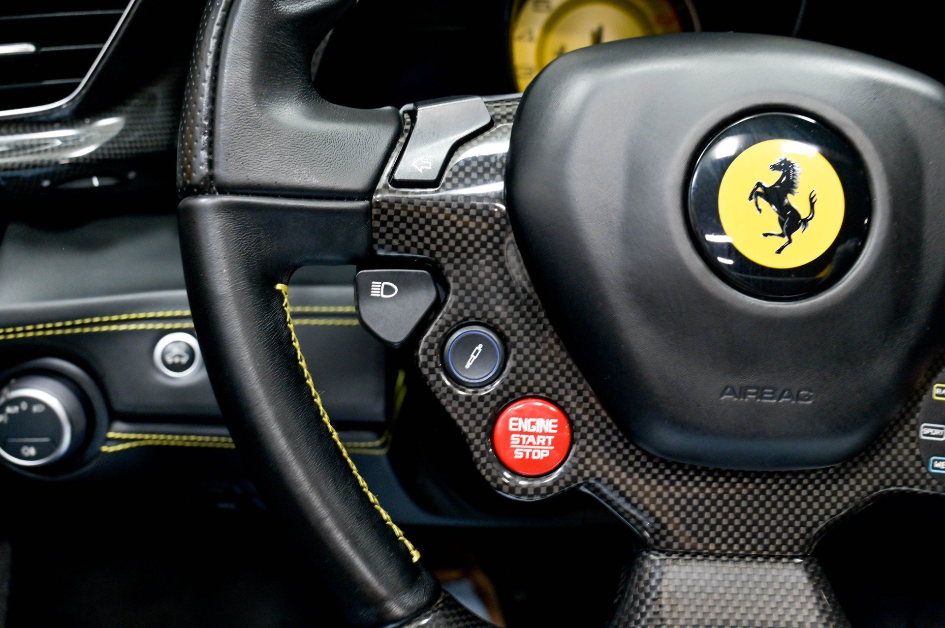 Used 2017 Ferrari 488 Spider RWD image 85