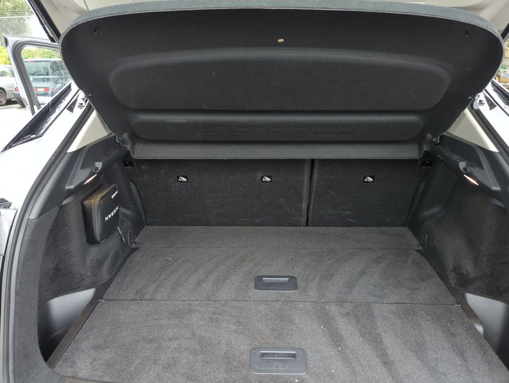 Used 2024 Nissan Ariya AWD image 23