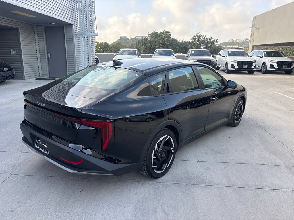 Used 2025 Kia K4 EX FWD image 6