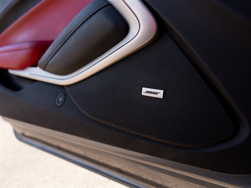 Used 2021 Chevrolet Camaro SS RWD image 15