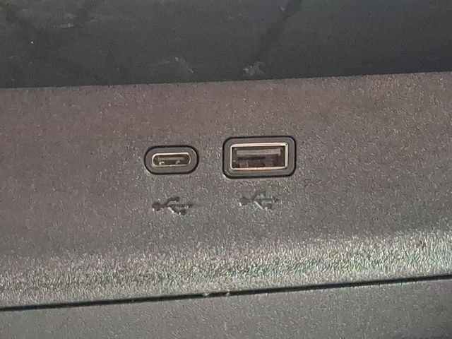 Used 2025 Chevrolet Equinox LT AWD/4WD image 25
