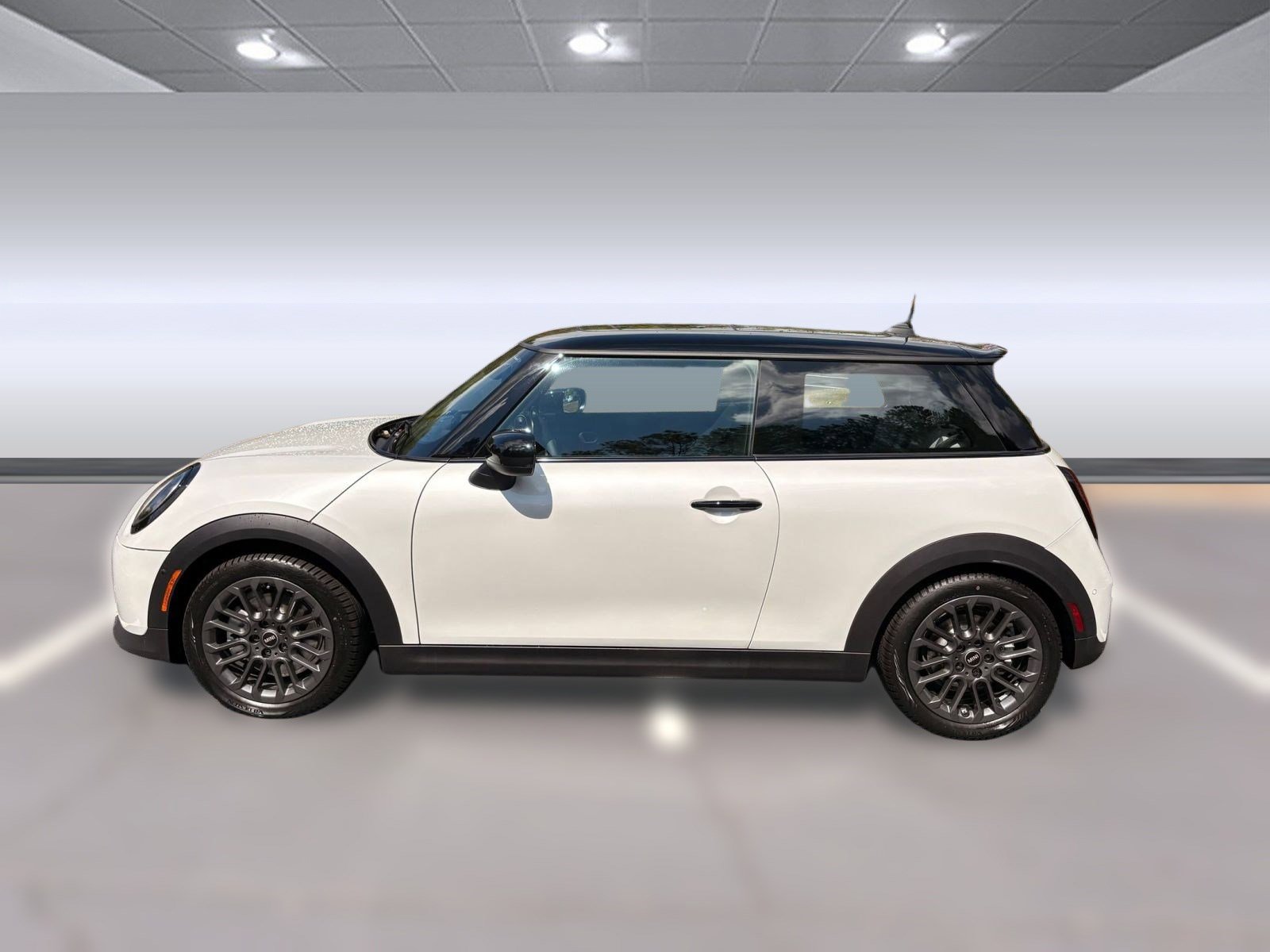 New 2026 MINI Cooper S image 2