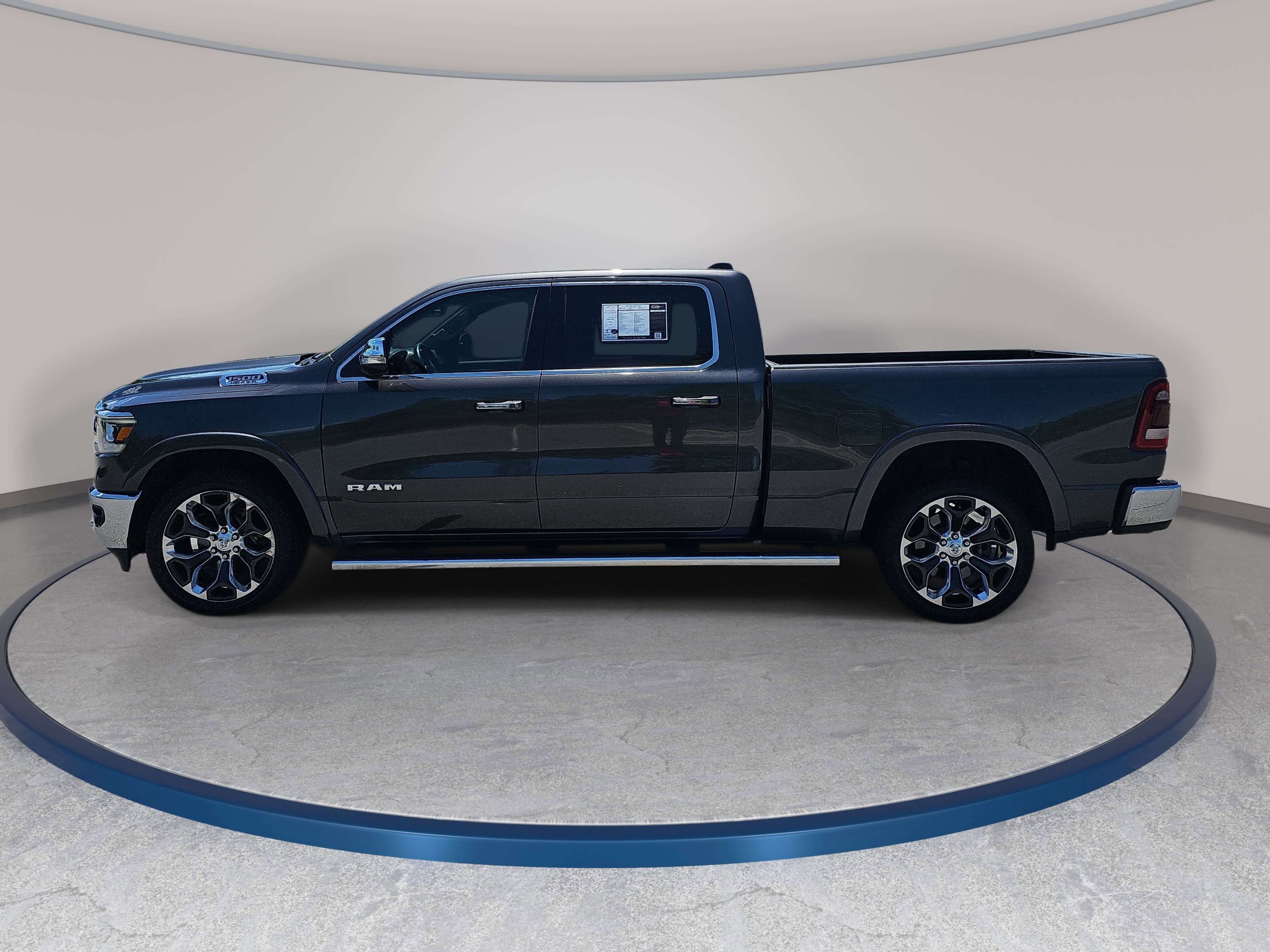 Used 2019 RAM 1500 Laramie AWD/4WD image 8