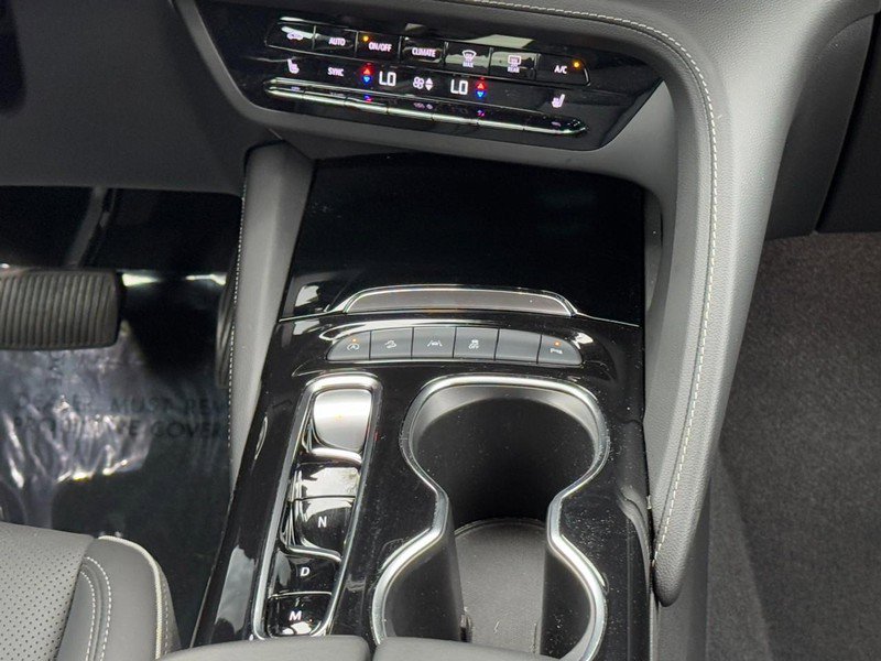 Used 2023 Buick Envision Essence image 14
