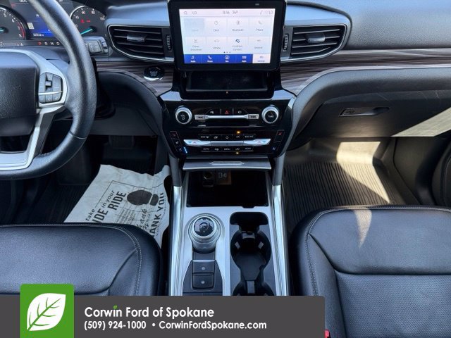 Certified 2022 Ford Explorer Limited w/ Class IV Trailer Tow Package AWD/4WD image 29