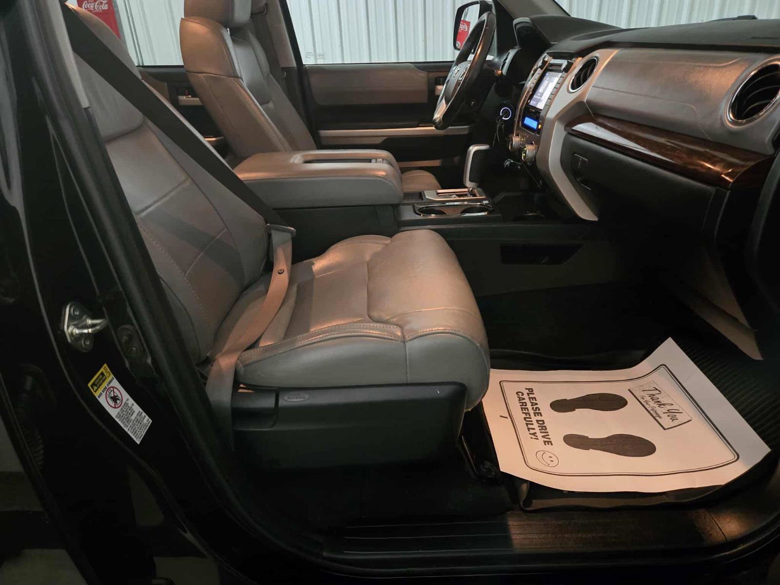 Used 2014 Toyota Tundra Limited w/ Limited Premium Package image 17