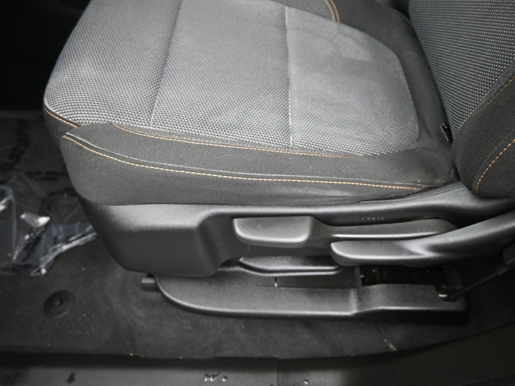 Used 2021 Chevrolet Traverse LS image 15