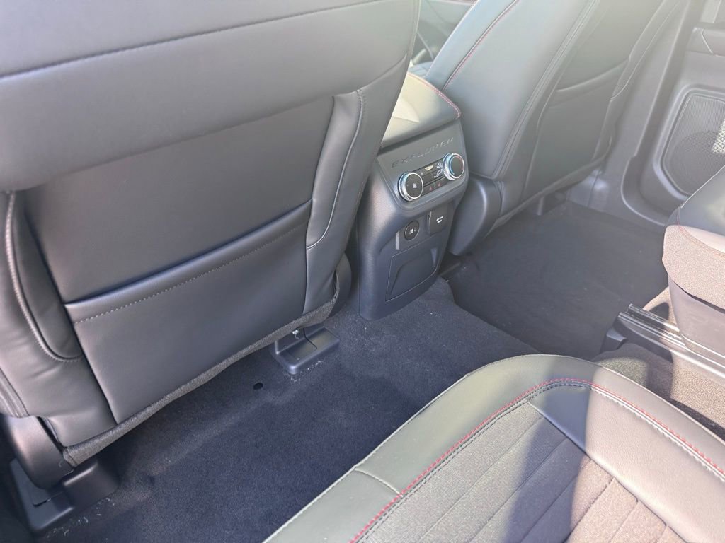 New 2026 Ford Explorer ST-Line w/ ST-Line Street Pack image 23