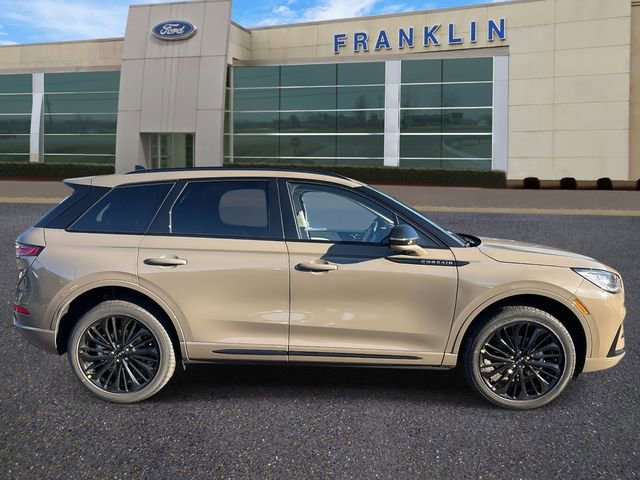 New 2026 Lincoln Corsair Premiere image 8