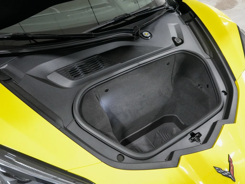 Used 2023 Chevrolet Corvette Z06 RWD image 35